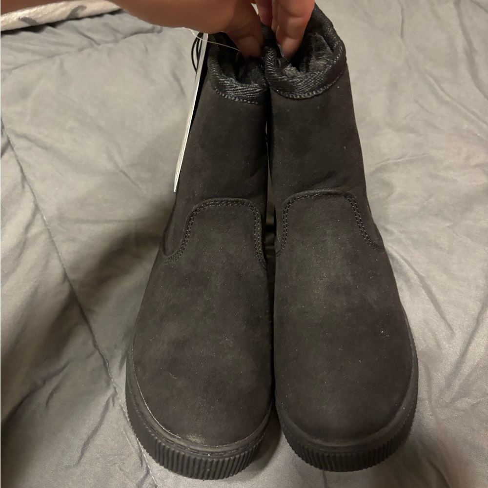 Girls size 11 boots
